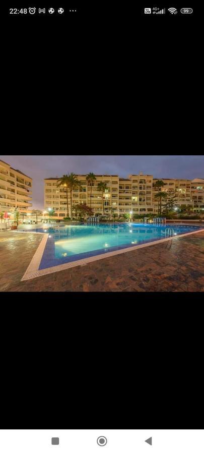 castle harbour Aparthotel Los Cristianos  Exteriör bild