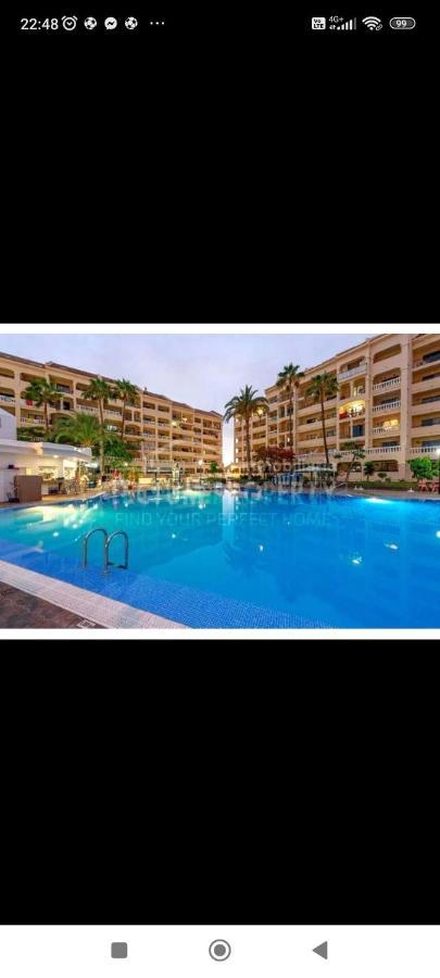 castle harbour Aparthotel Los Cristianos  Exteriör bild