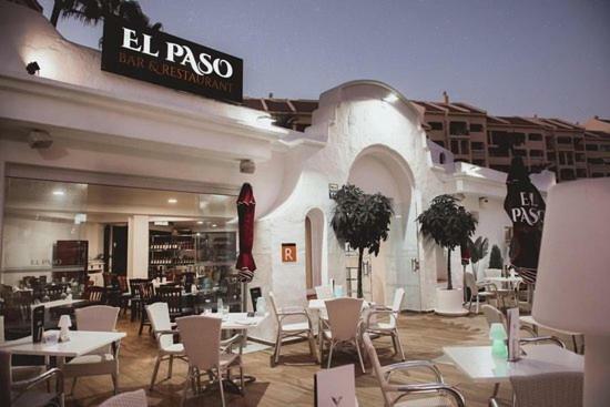 castle harbour Aparthotel Los Cristianos  Exteriör bild